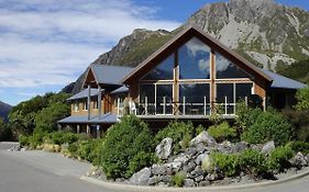 Aoraki Alpine Lodge